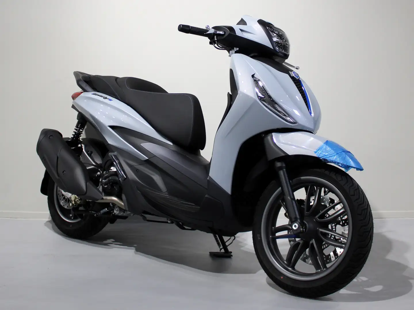Piaggio Beverly 300 - 2