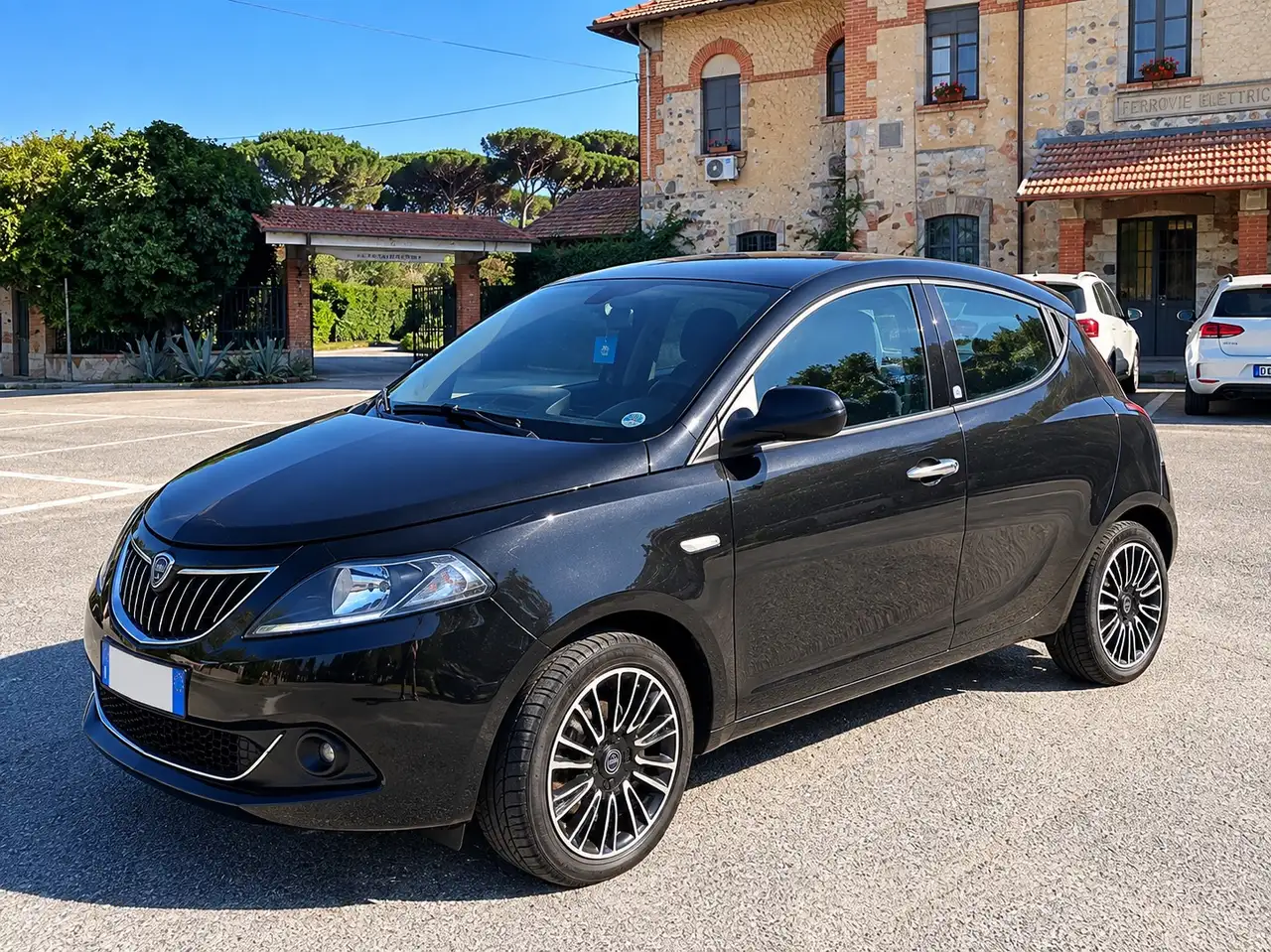 Lancia Ypsilon