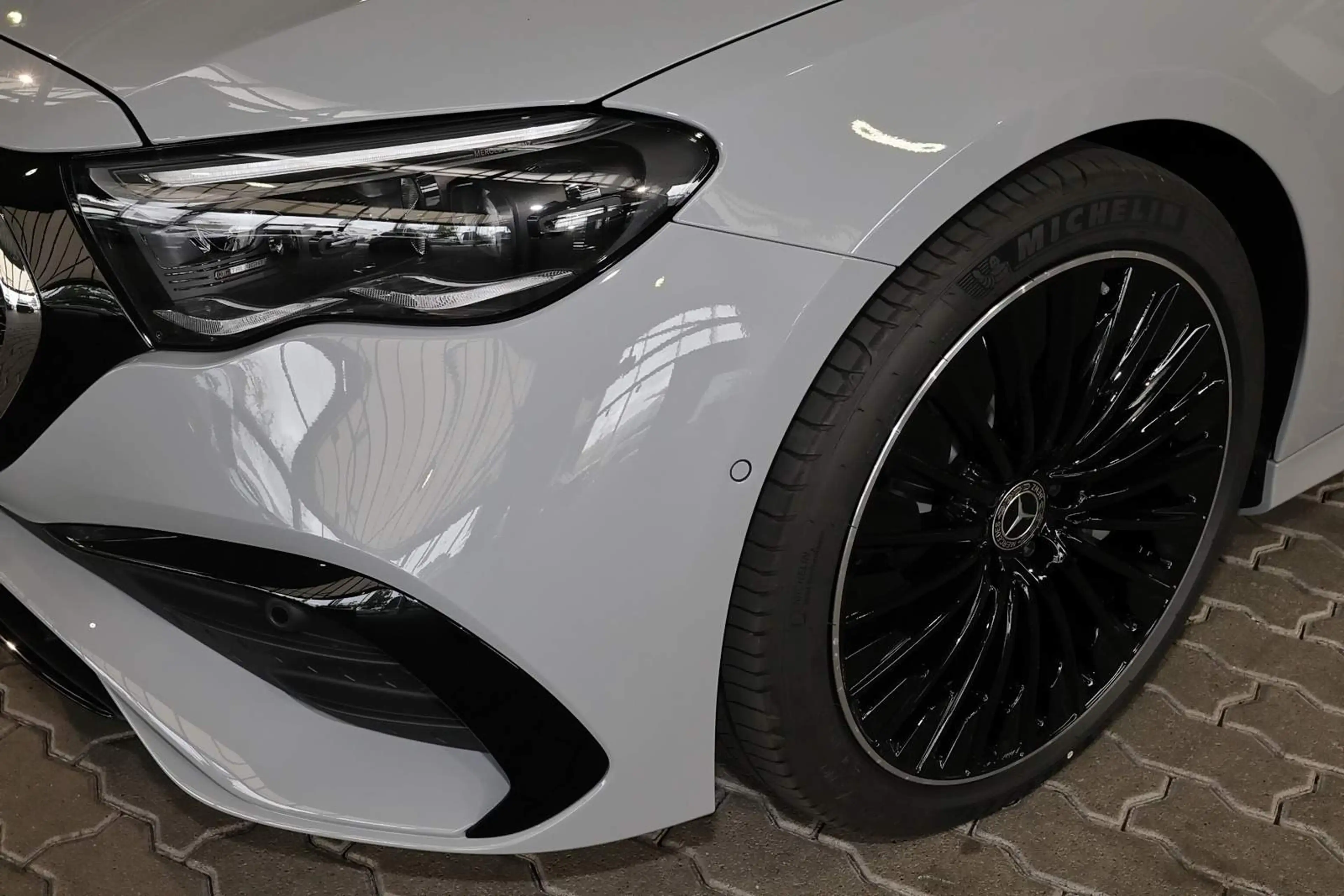 Mercedes-Benz E 450 d 4M AMG Multikontursitze+HUD+Fahrassist — photo 3