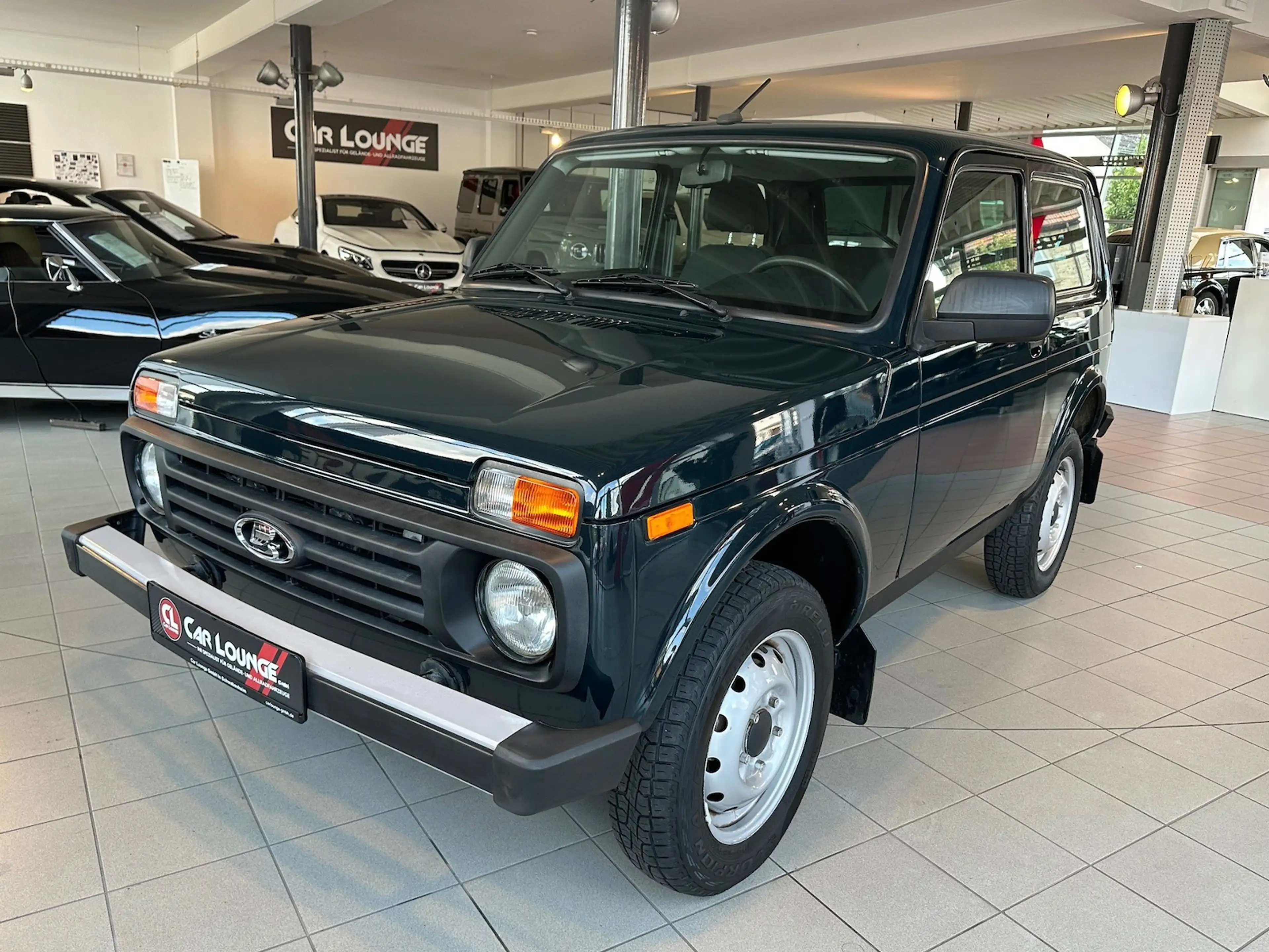 Lada Niva Legend 4x4 |Nur 10.TKM|MwSt| — photo 2