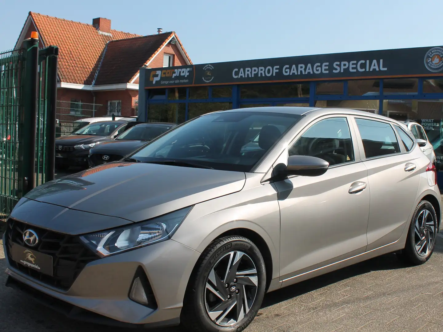Hyundai i20 1.2i Air Grijs - 1