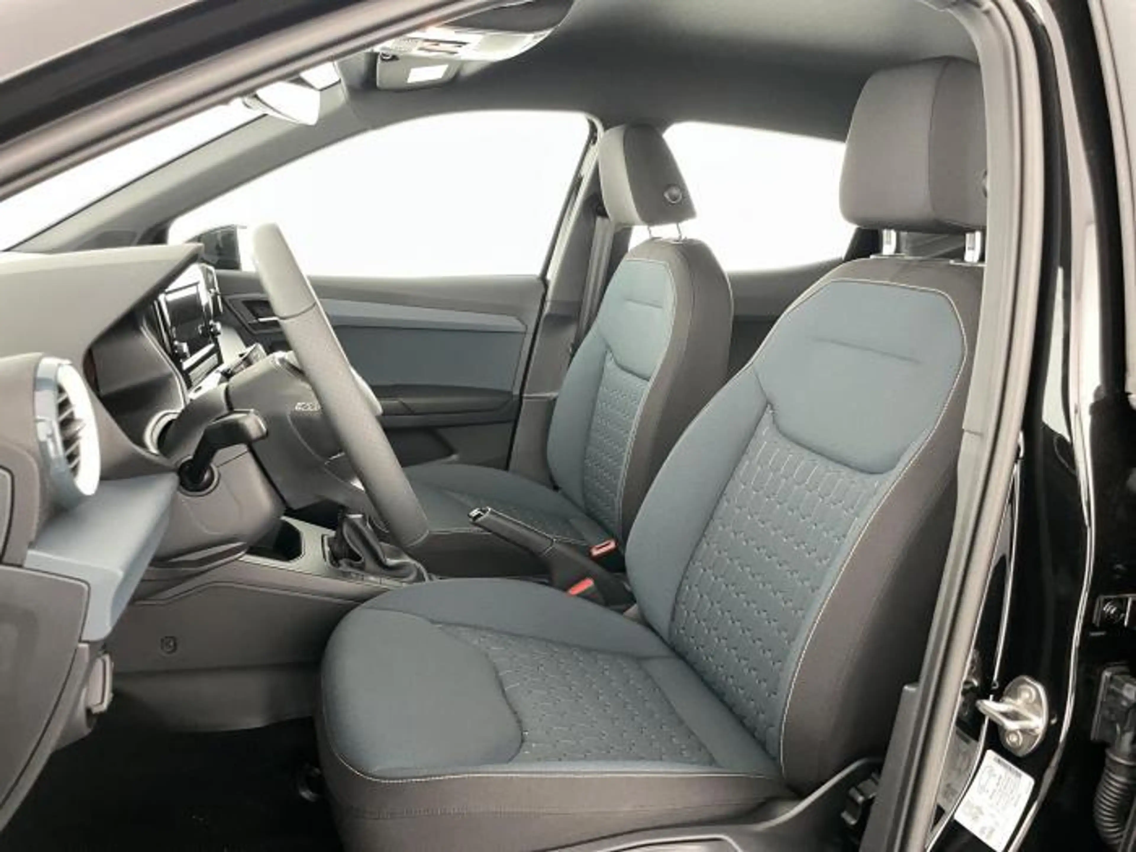 SEAT Arona Style Edition (Style Edition) 1.0 TSI 70kW (95 ... — photo 12