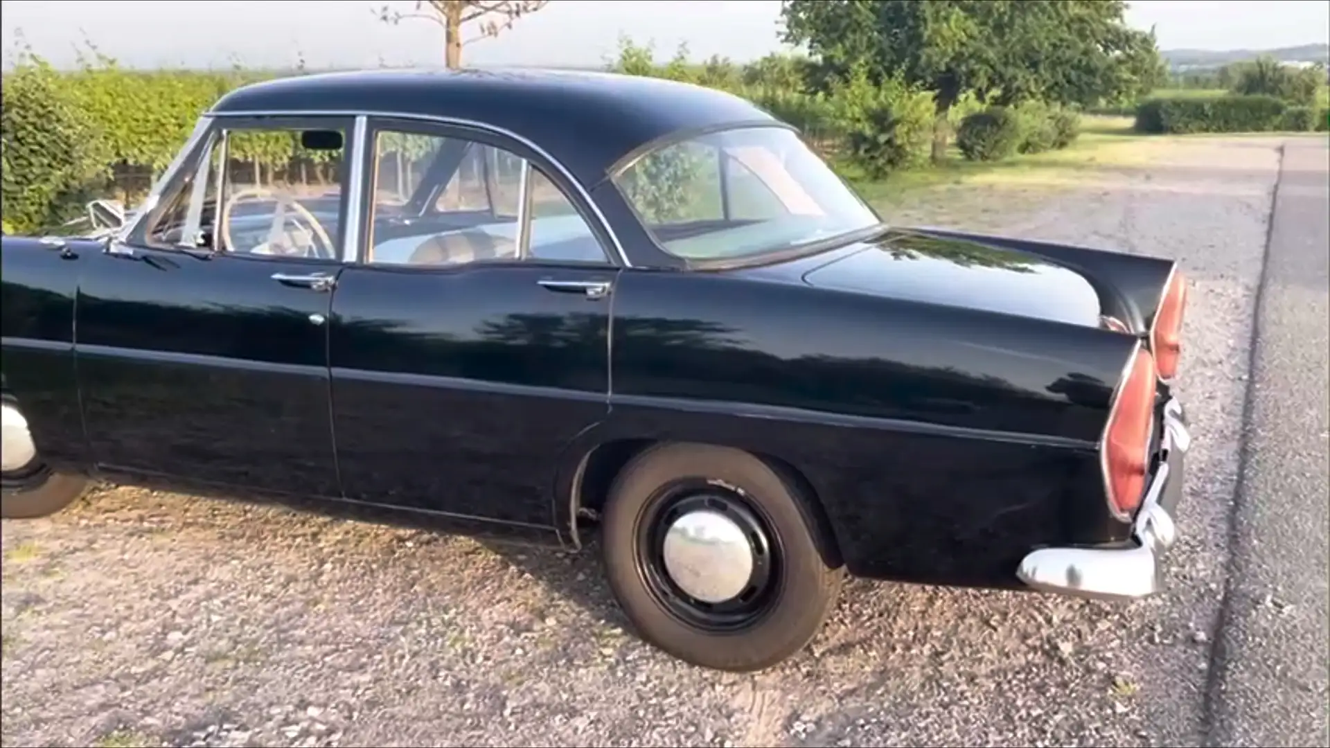 Oldtimer Simca Ariane 4 Schwarz - 2
