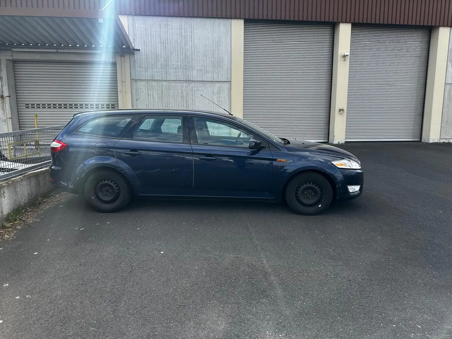 Ford Mondeo Turnier AT Getriebe ruckelt TÜV fällig Blu/Azzurro - 2