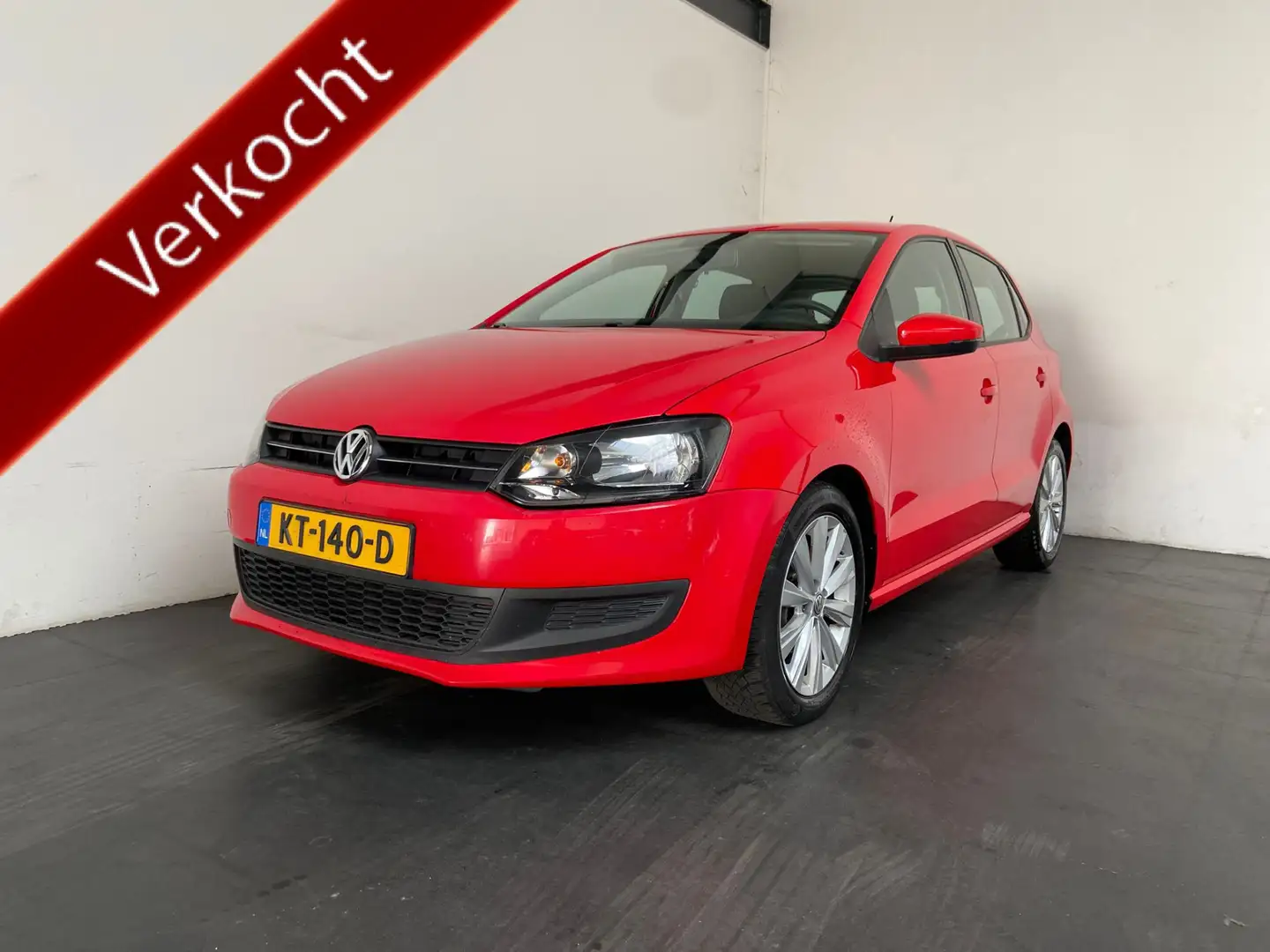 Volkswagen Polo 1.2-12V BlueMotion Trendline Roşu - 1
