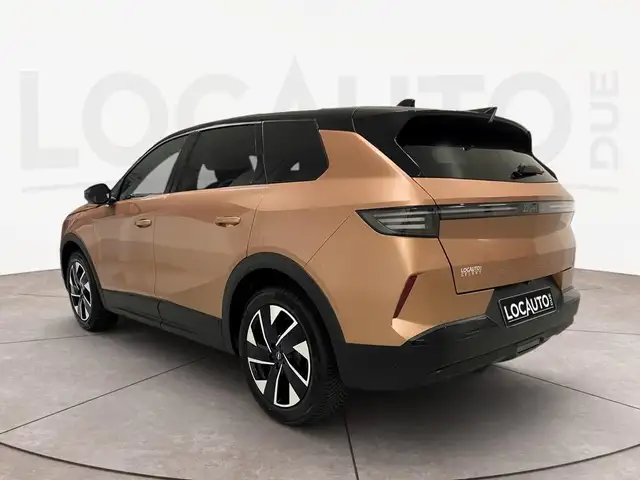 Opel Grandland view 5