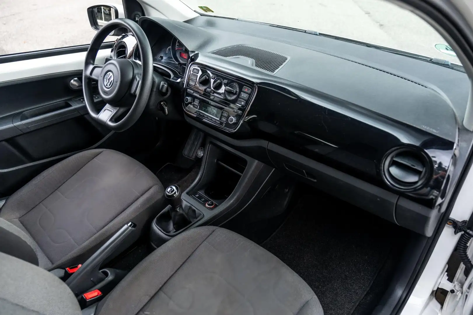 Volkswagen up! 1.0 move up! NL-Auto I NAP I 5 Deurs I Airco I Ele Wit - 2