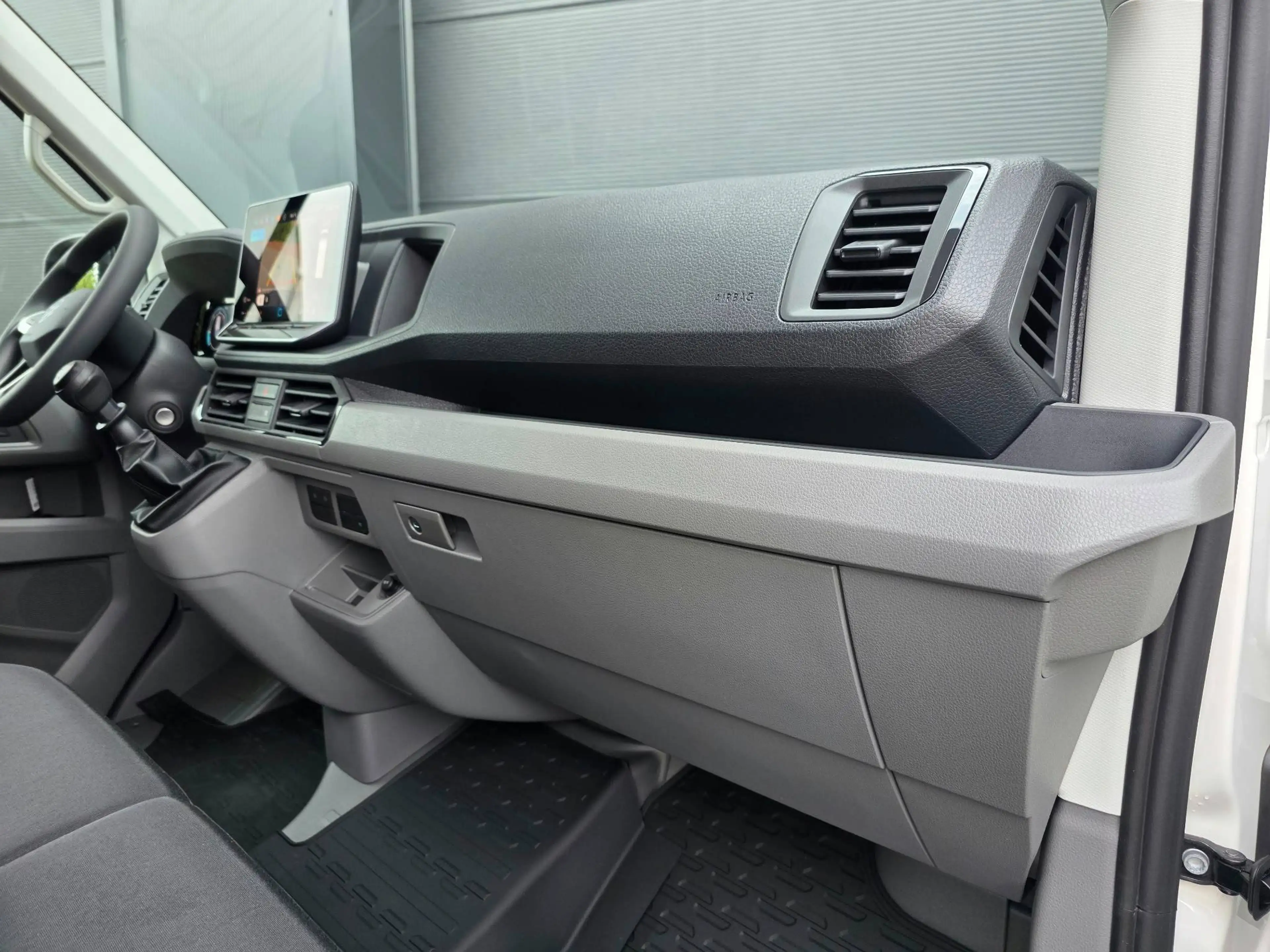 Volkswagen Crafter 2.0 TDi / 140 pk / L3 H3 / Camera achter / Keyless Go / Cruise / ... / € 30.790 Ex. btw — photo 15