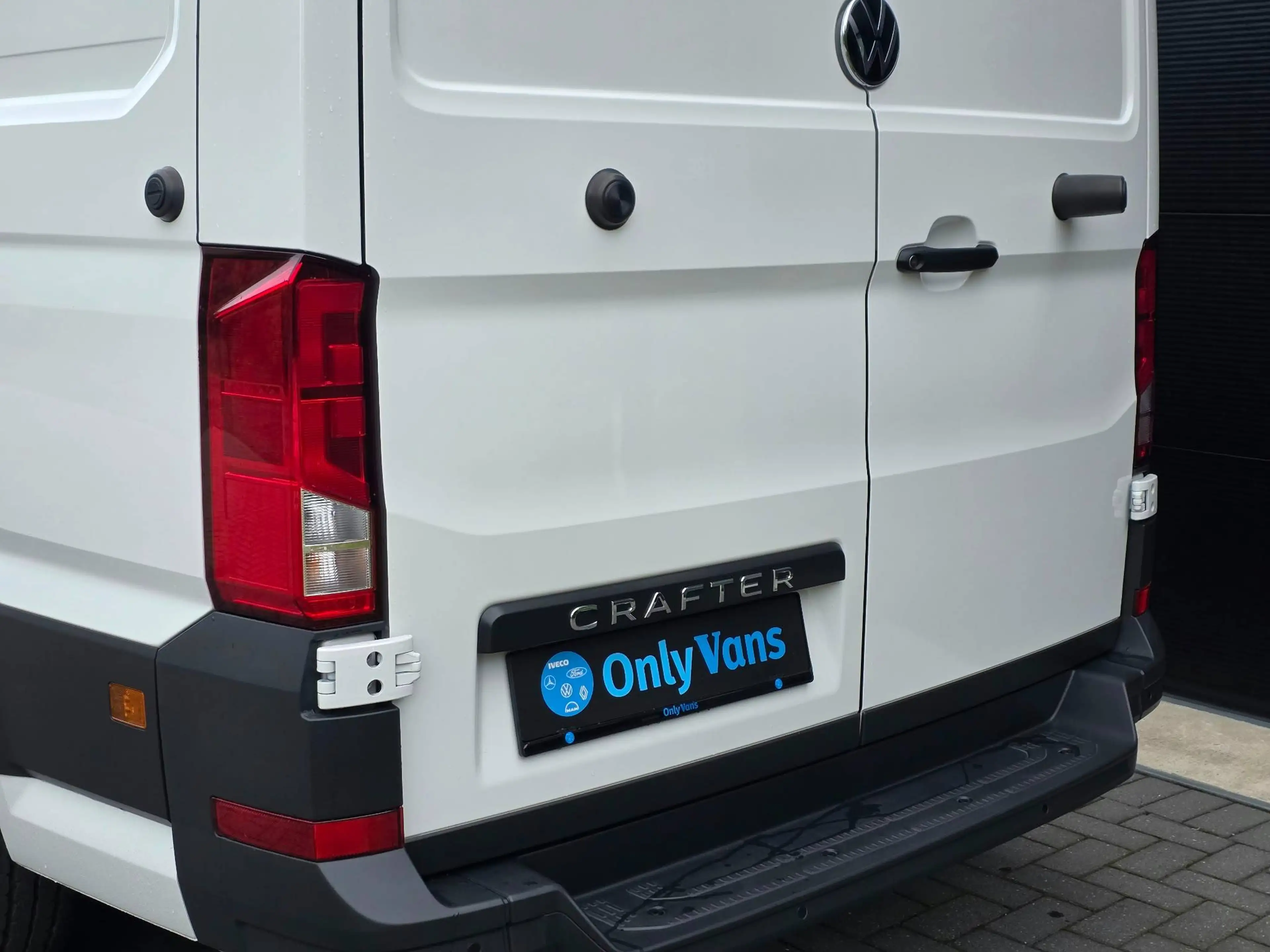 Volkswagen Crafter 2.0 TDi / 140 pk / L3 H3 / Camera achter / Keyless Go / Cruise / ... / € 30.790 Ex. btw — photo 10