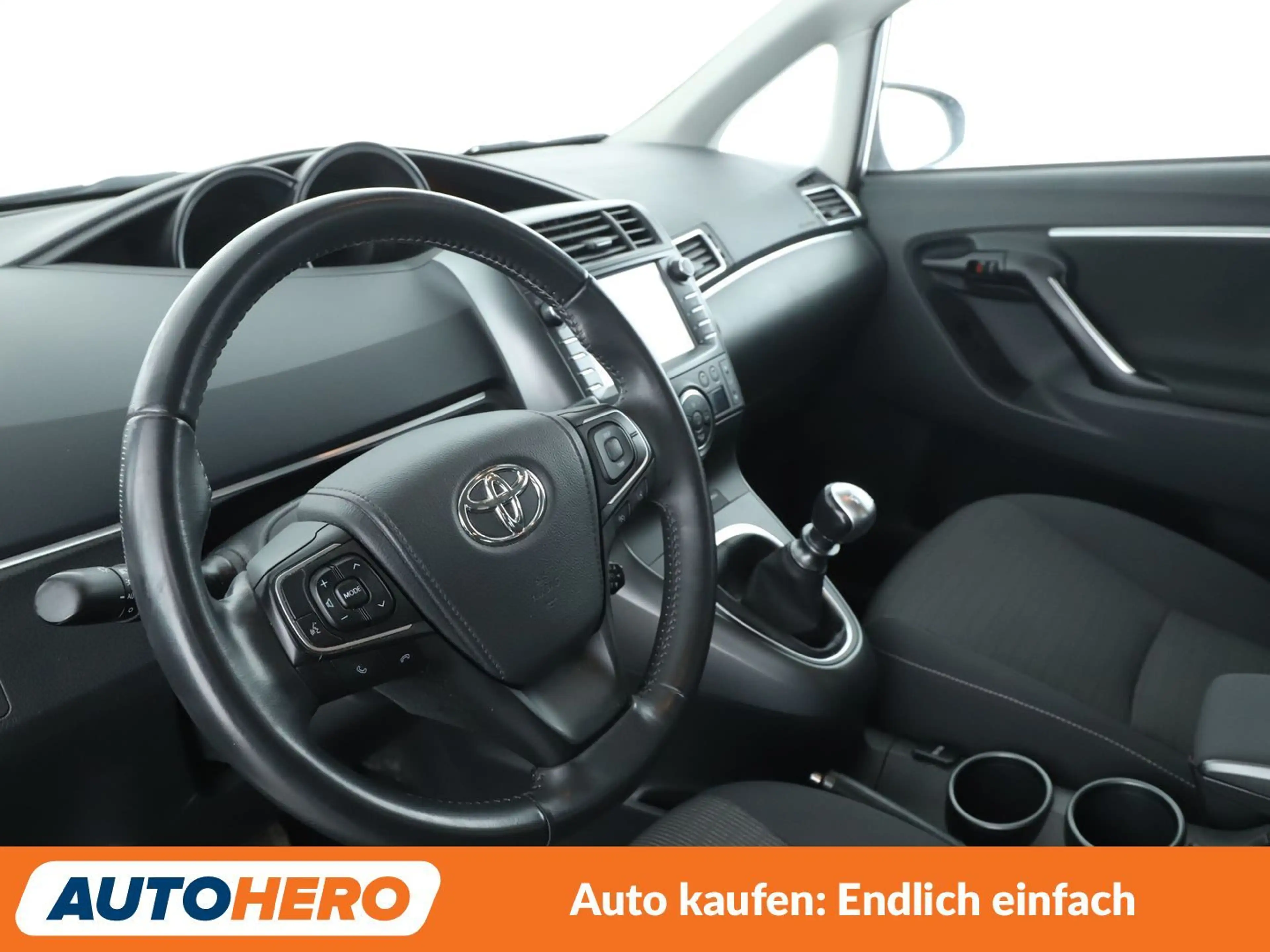 Toyota Verso 1.8 Edition-S*NAVI*TEMPO*CAM*PDC*SHZ* — photo 11