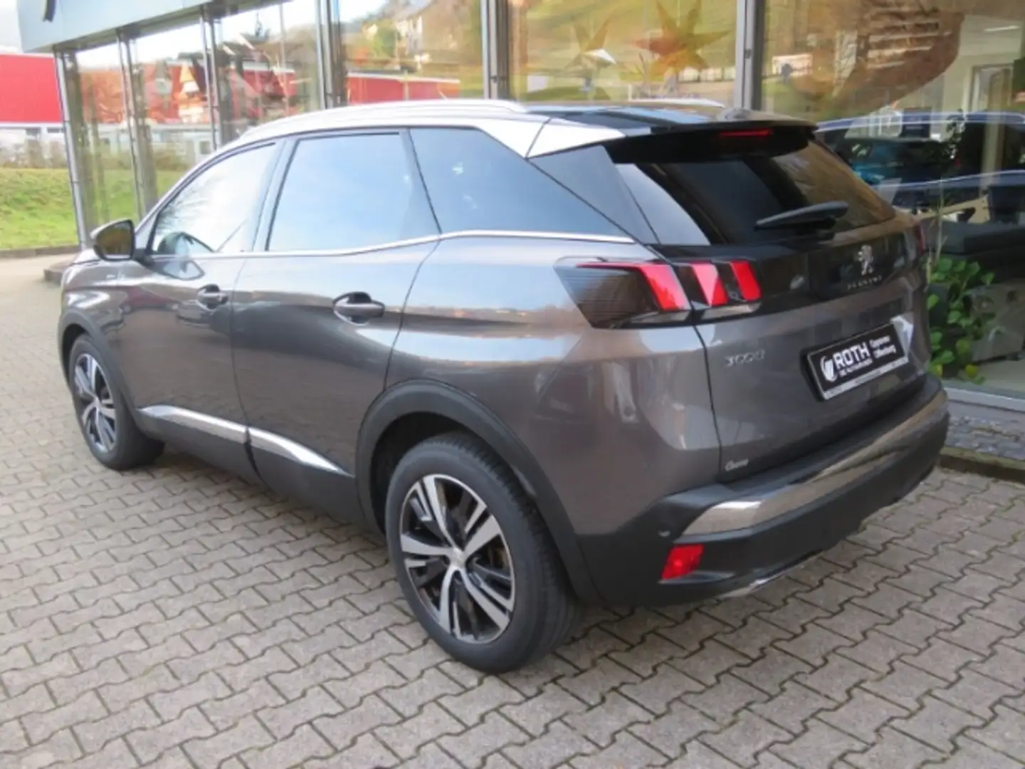 Peugeot 3008 BlueHDi 150 Stop & Start Allure Panorama Navi Dyn. Grau - 1