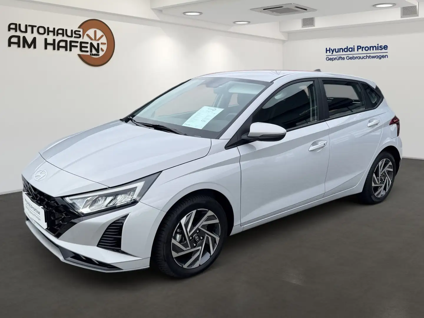 Hyundai i20 Trend Grau - 1