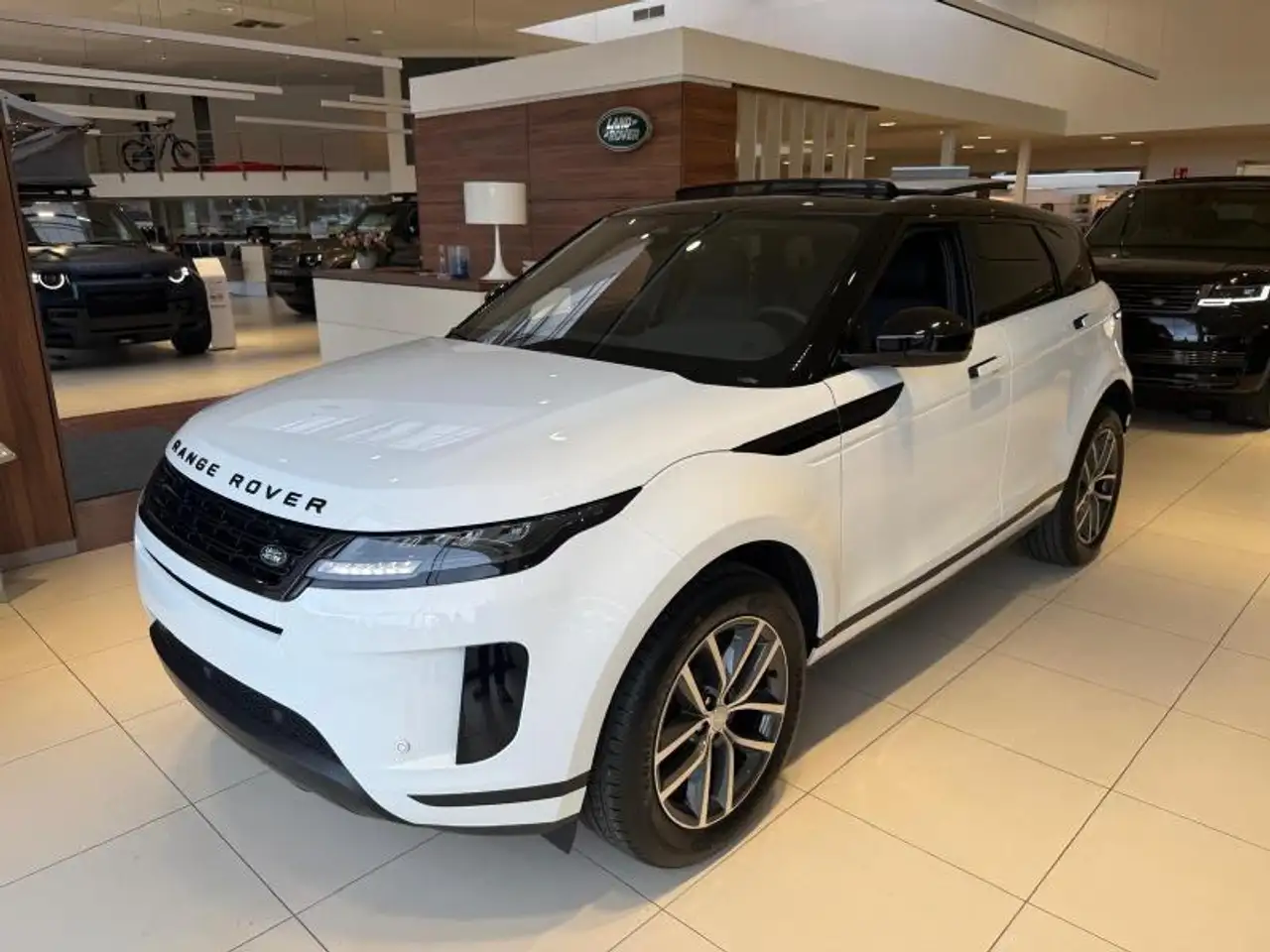 Land Rover Range Rover Evoque 2026