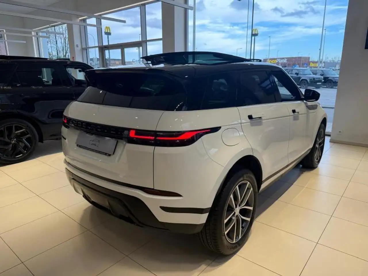 Land Rover Range Rover Evoque 2026