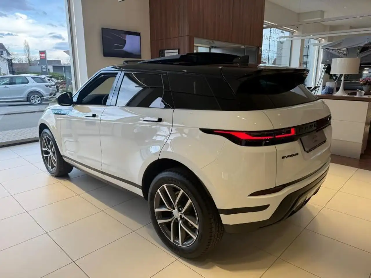 Land Rover Range Rover Evoque 2026