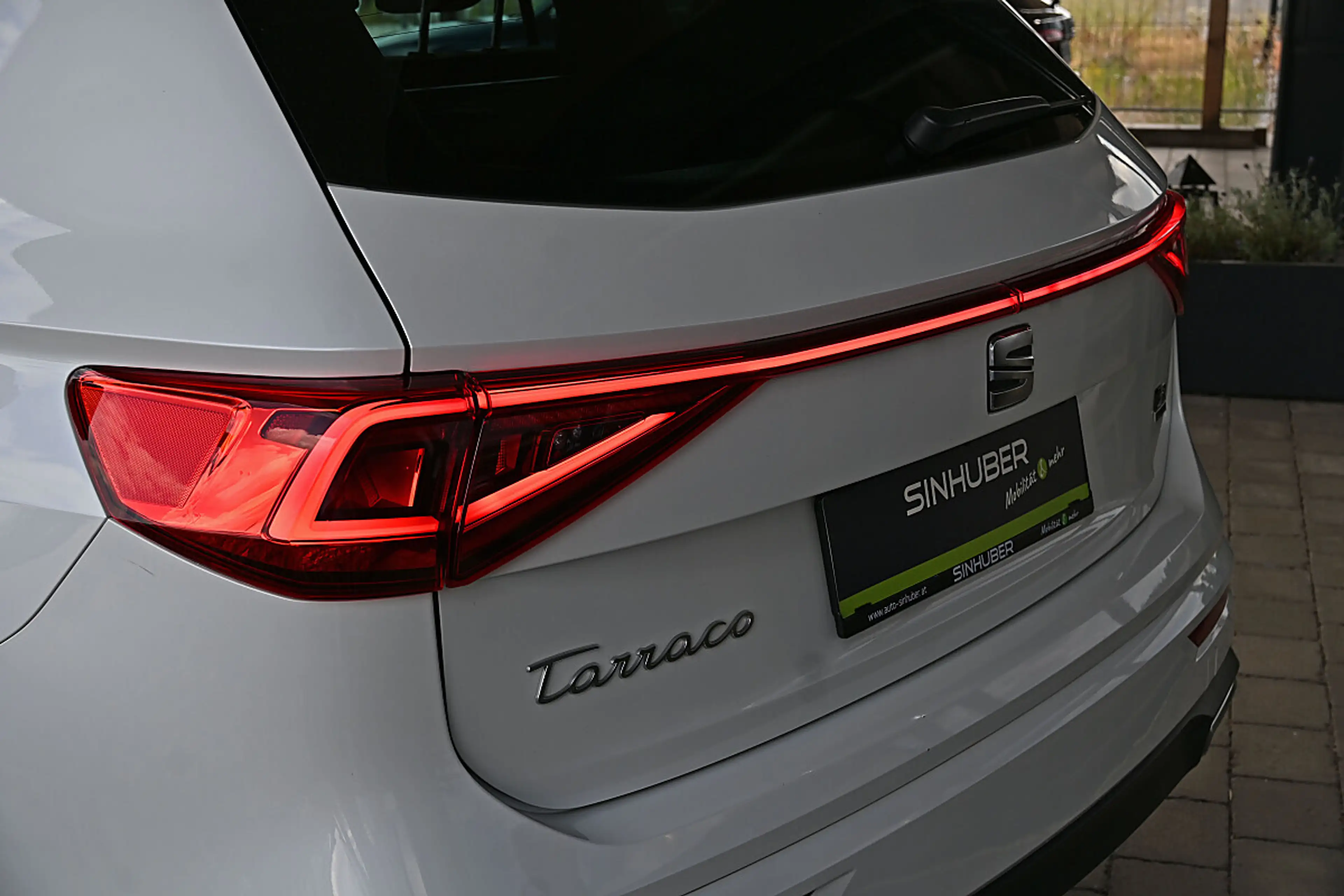 SEAT Tarraco eHybrid PHEV 245 FR DSG 20" ACC, AHK, 360 CAM, ... — photo 4