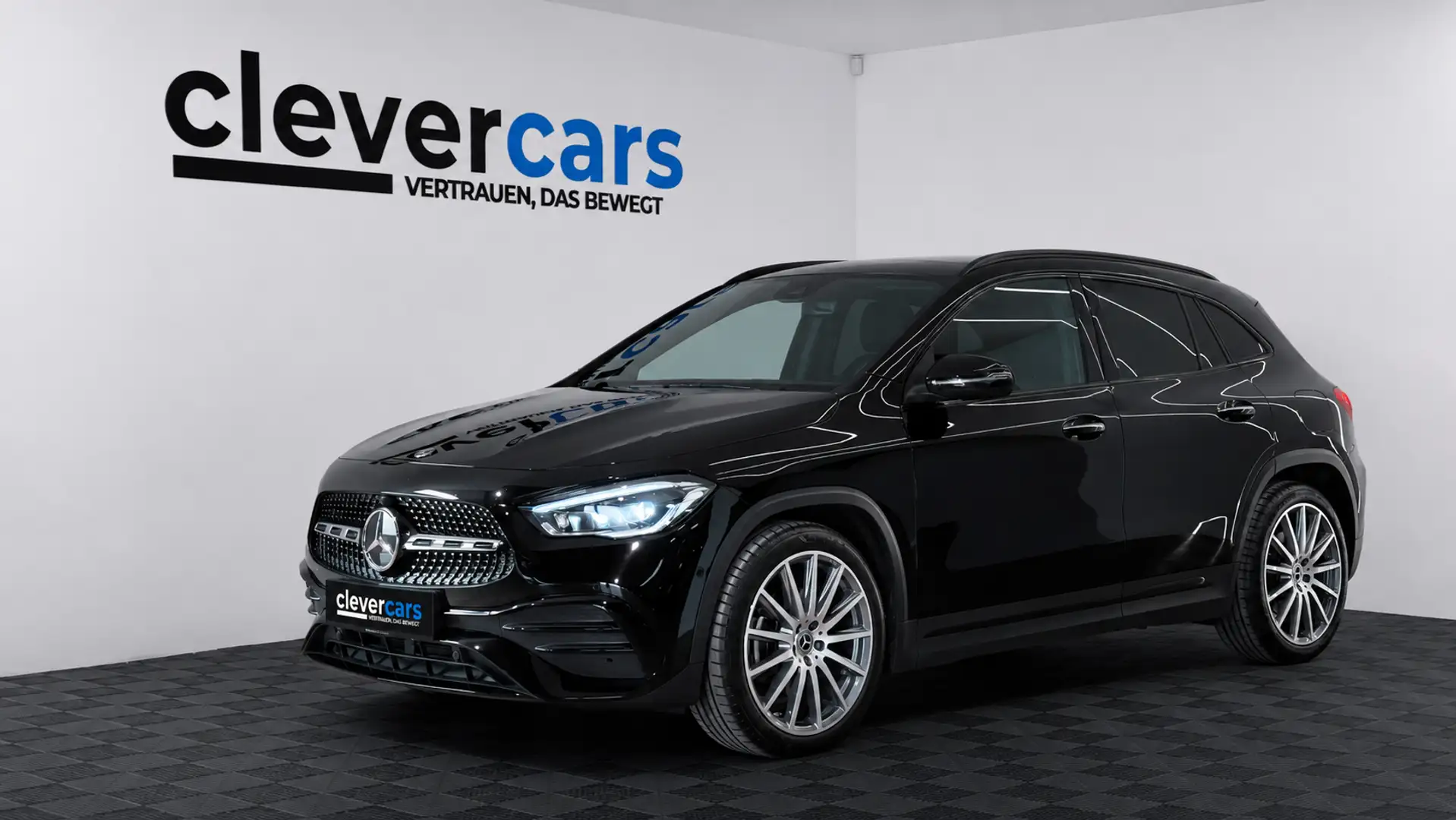 Mercedes-Benz GLA 220 d 4MATIC Aut. Schwarz - 1