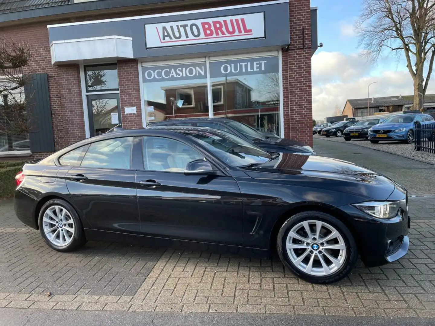 BMW 420 4-serie Gran Coupé 420i High Executive / Leder / N Zwart - 2