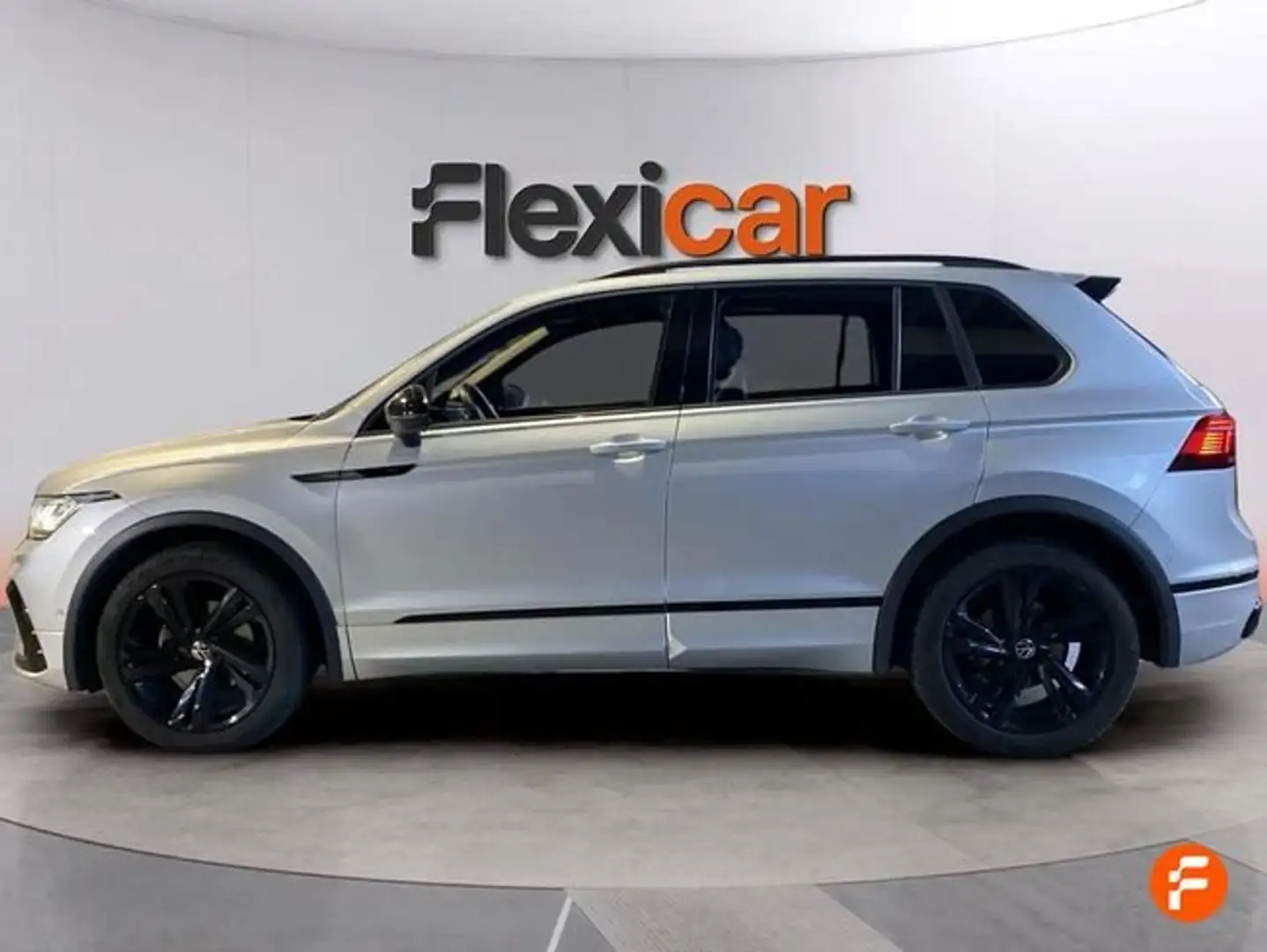 Volkswagen Tiguan 2.0TDI R-Line DSG 110kW Gris - 2