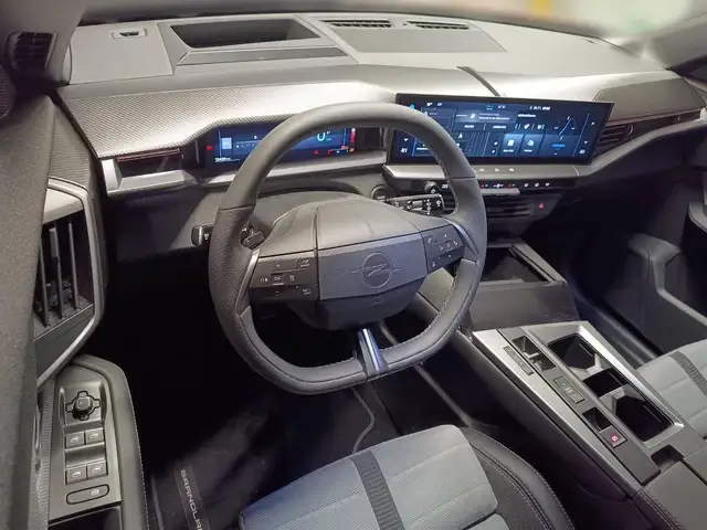 Opel Grandland view 10