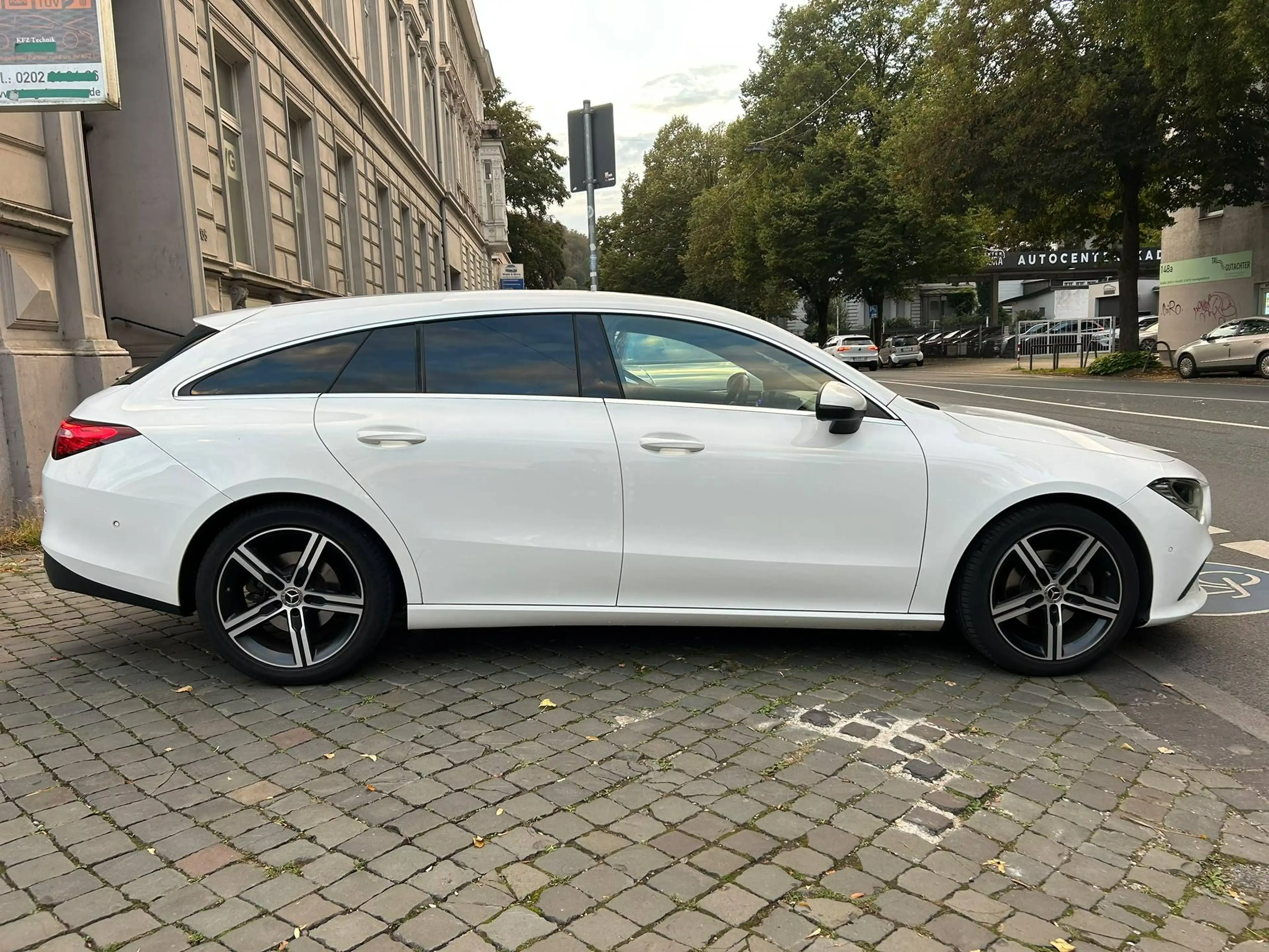 Mercedes-Benz CLA 180 CLA 180d Aut. SB Navi/T-Leder/2.Hand — photo 6