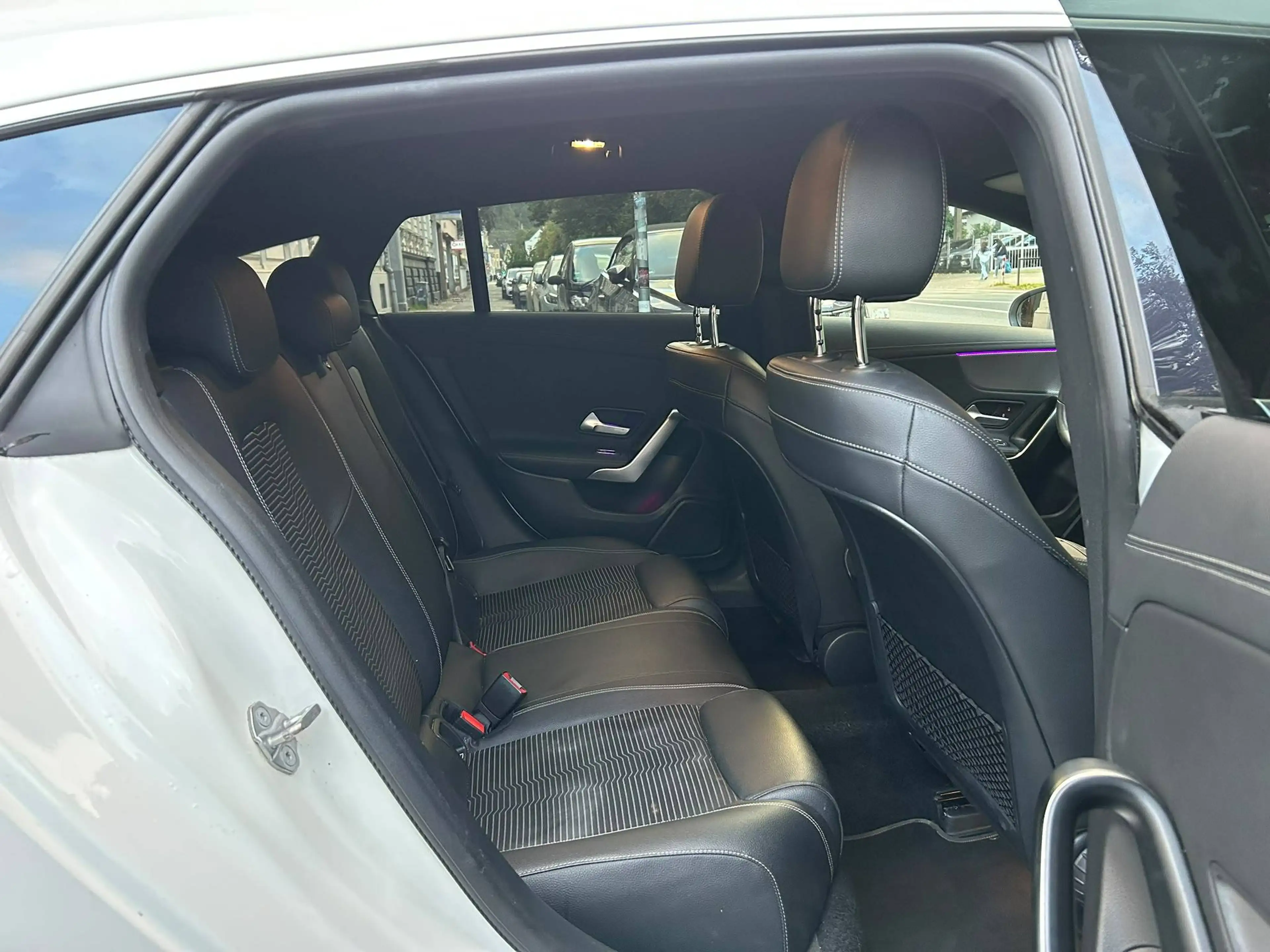 Mercedes-Benz CLA 180 CLA 180d Aut. SB Navi/T-Leder/2.Hand — photo 14
