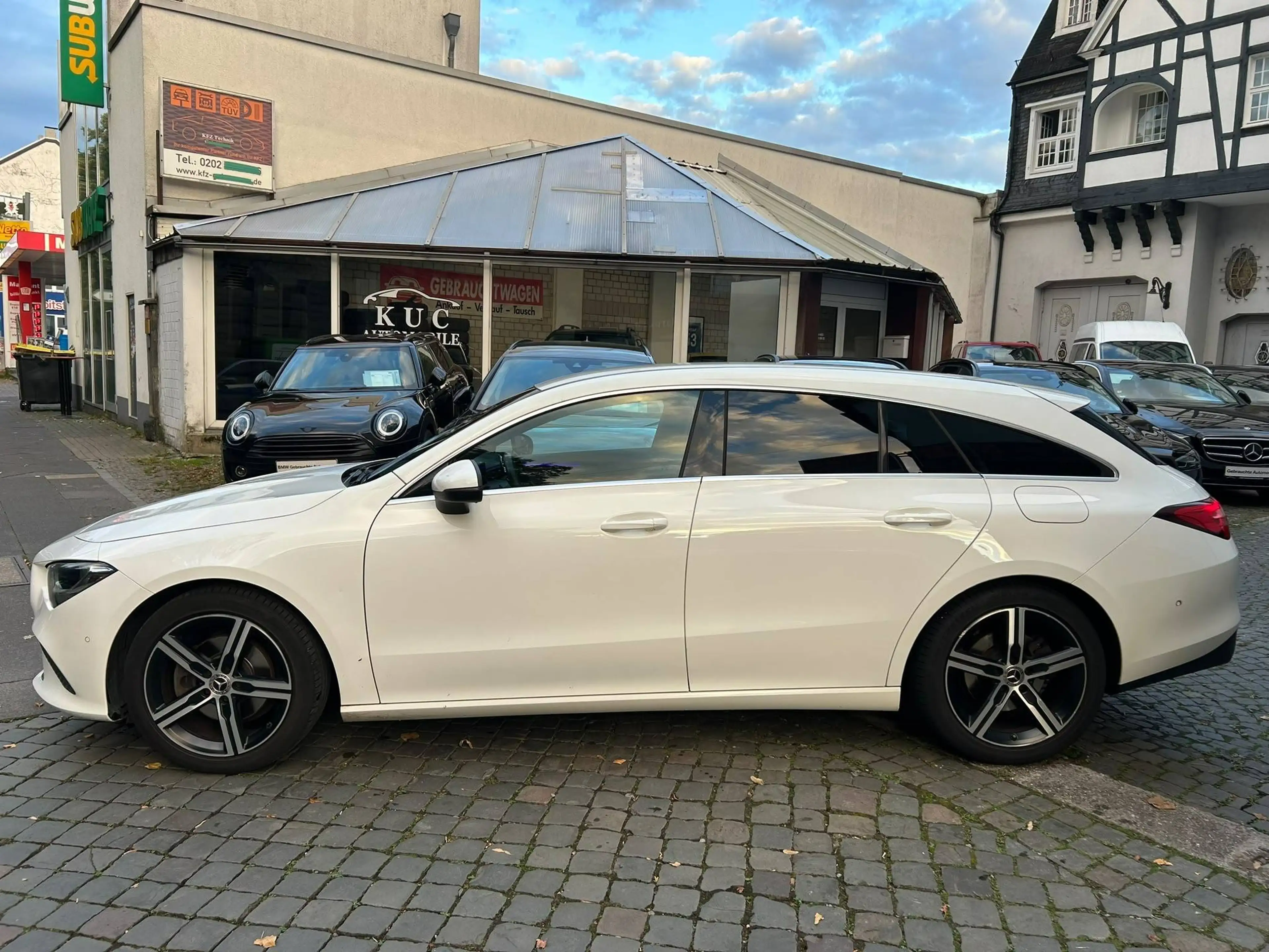 Mercedes-Benz CLA 180 CLA 180d Aut. SB Navi/T-Leder/2.Hand — photo 3