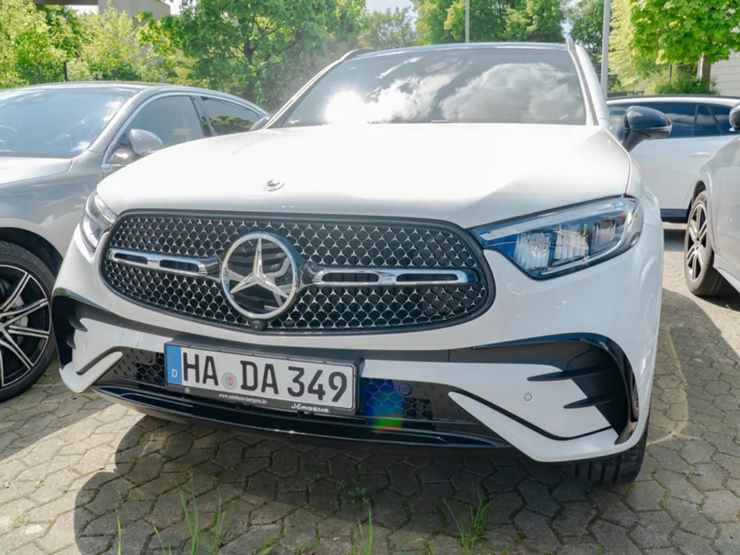 Mercedes-Benz GLC 300 de 4M AMG-Sport/Pano/Burm/AHK/Distr/Memo Weiß - 2