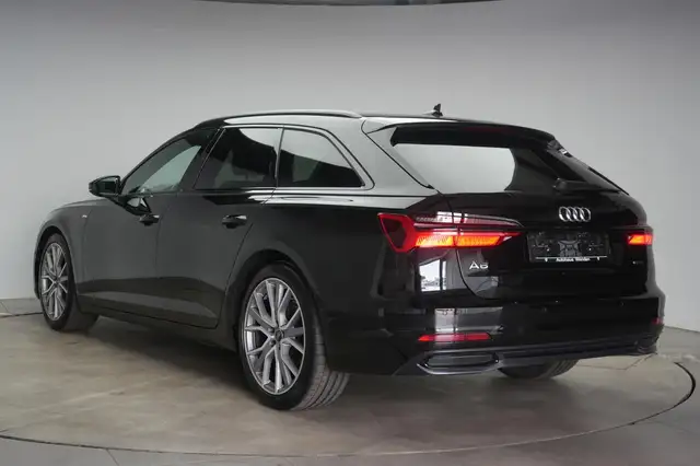Audi A6 view 4