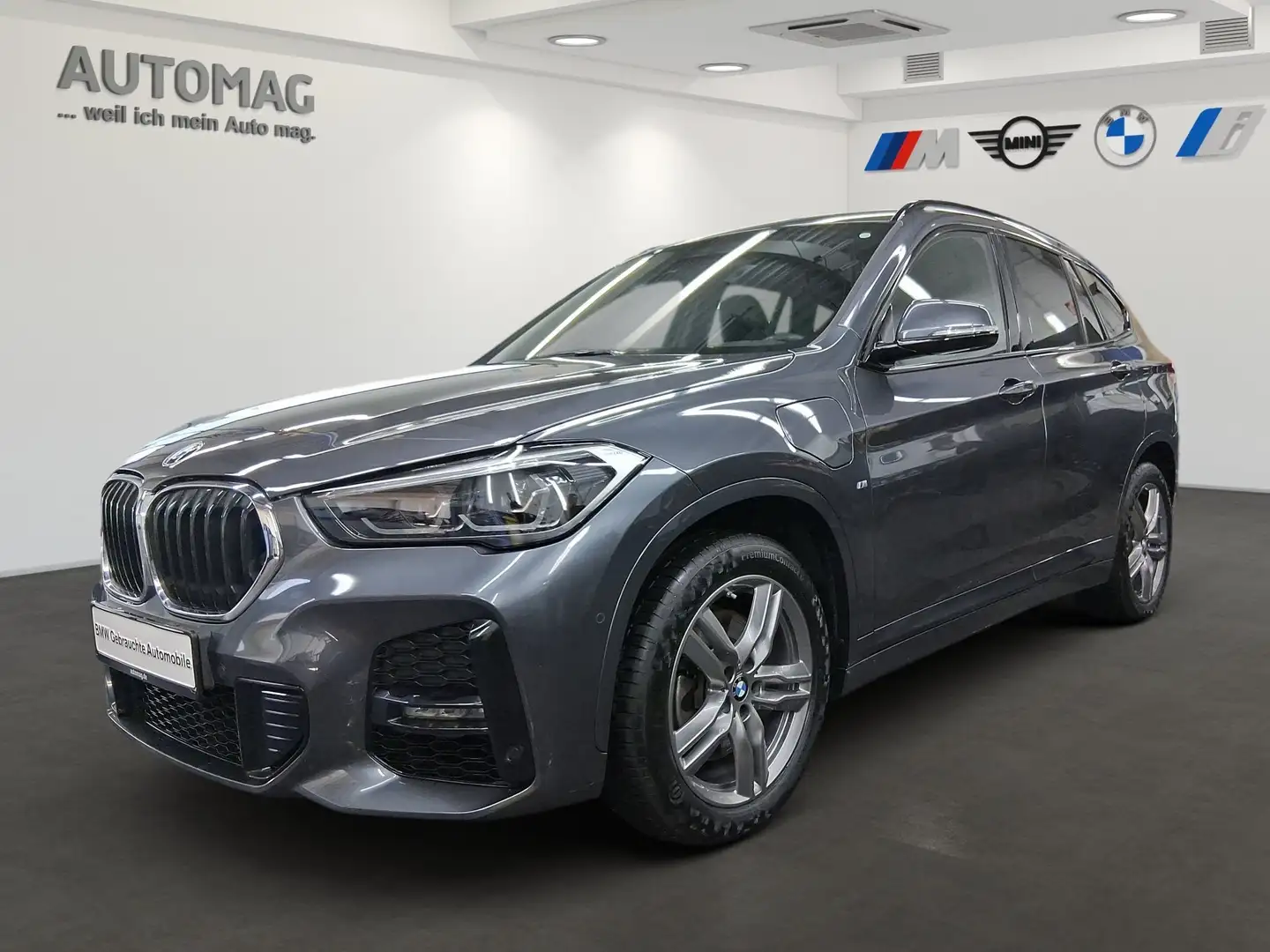 BMW X1 xDrive25e MSportpaket*Navi*DrivingAssist*Kamera*LE Gris - 1