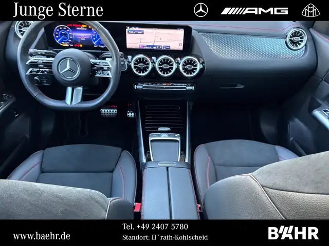 Mercedes-Benz 300 view 4