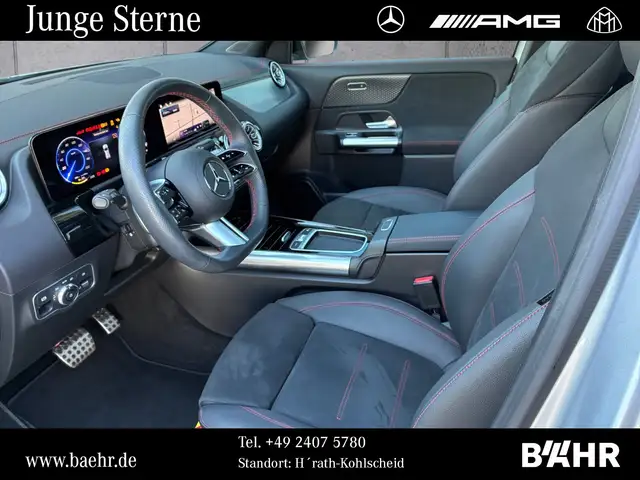 Mercedes-Benz 300 view 11