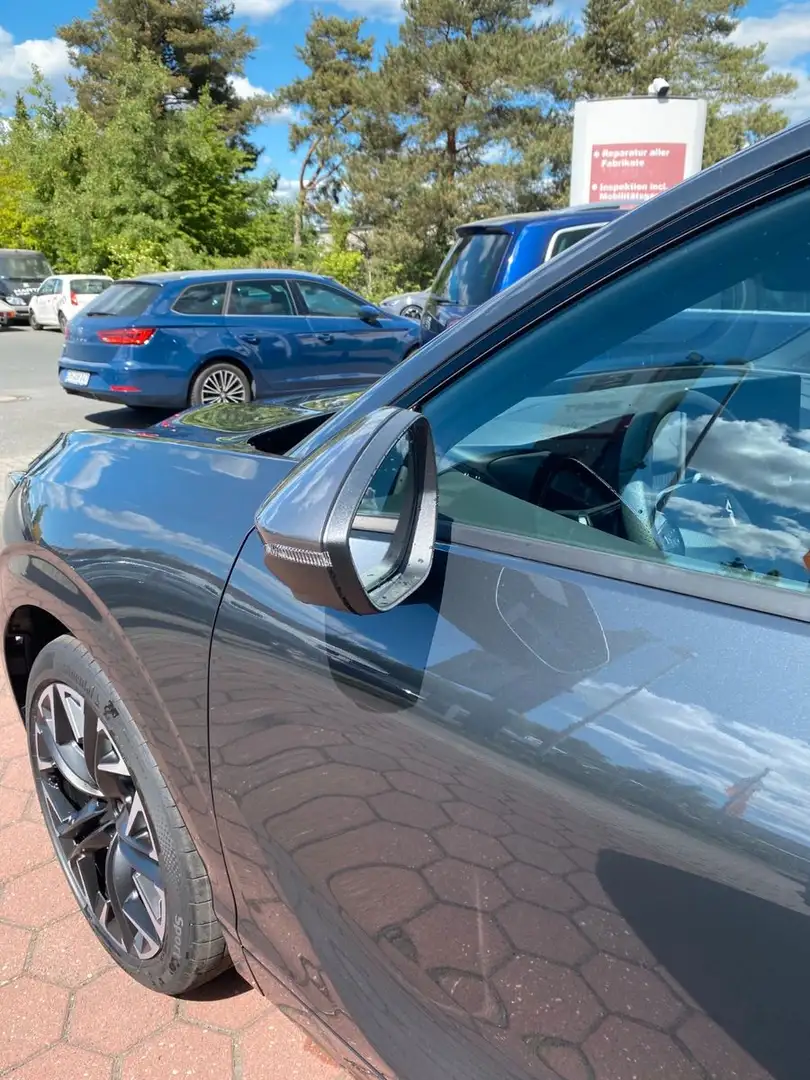CUPRA Terramar 2.0 TSI 195 kW 4Drive VZ, AHK, FullLink Grigio - 2
