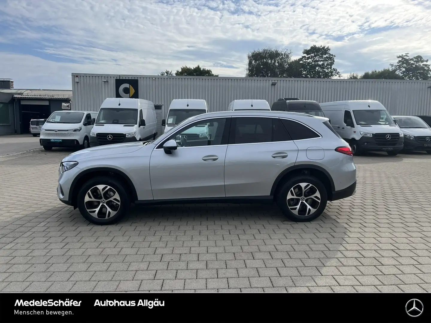 Mercedes-Benz GLC 300 GLC 300 e 4M Avantgarde AHK MASSAGE Sitzklima LED Silber - 2