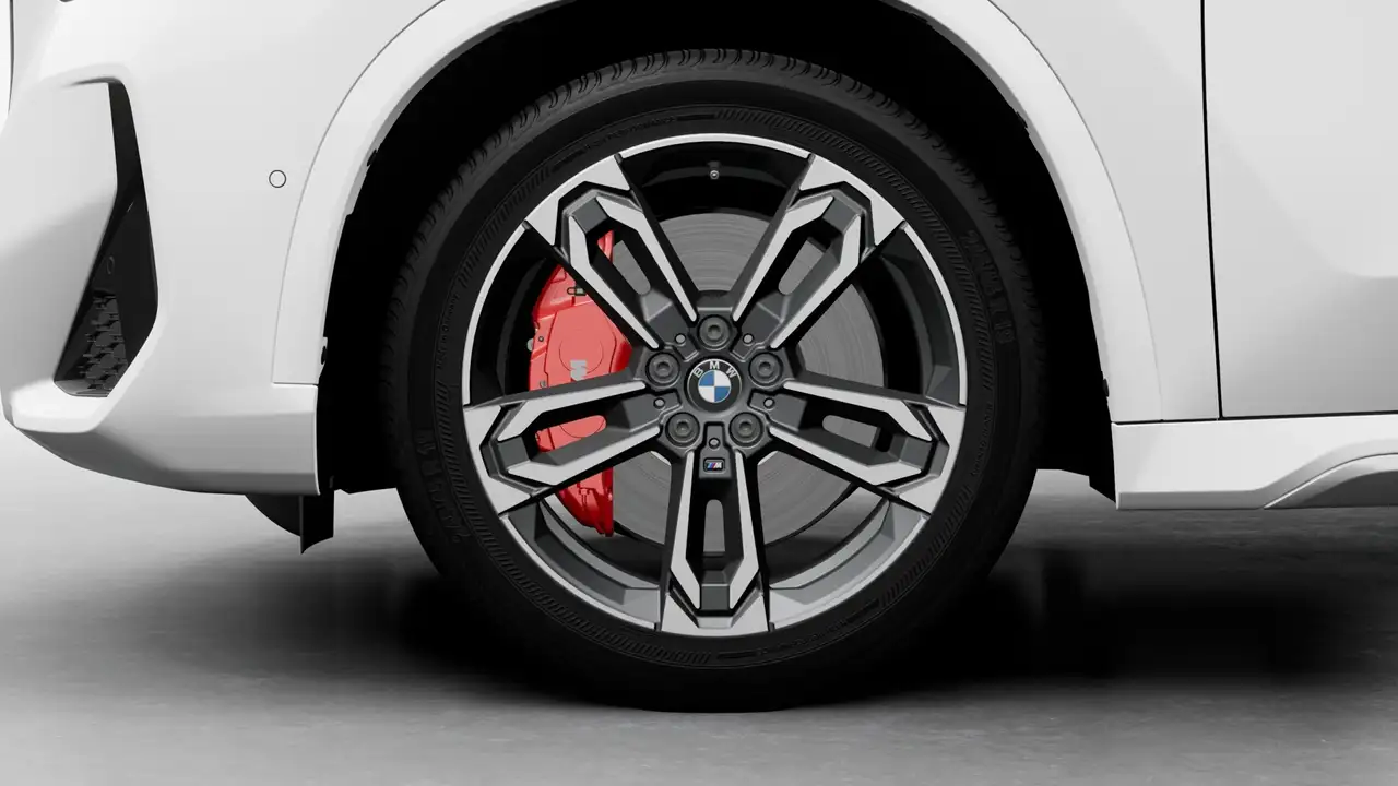 BMW X1 снимка BMW X1