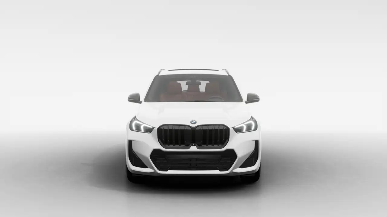 BMW X1 снимка BMW X1