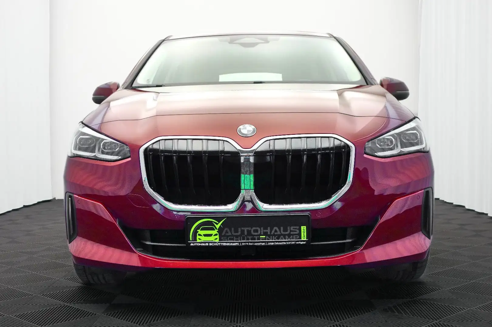 BMW 218 Aut. LED+RFKMRA+WIDESCREEN+NAV Rojo - 2