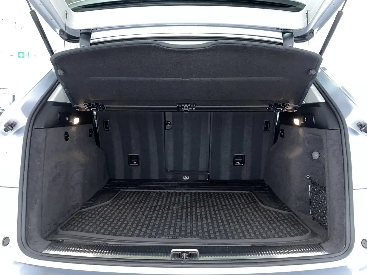 Audi Q5 снимка Audi Q5