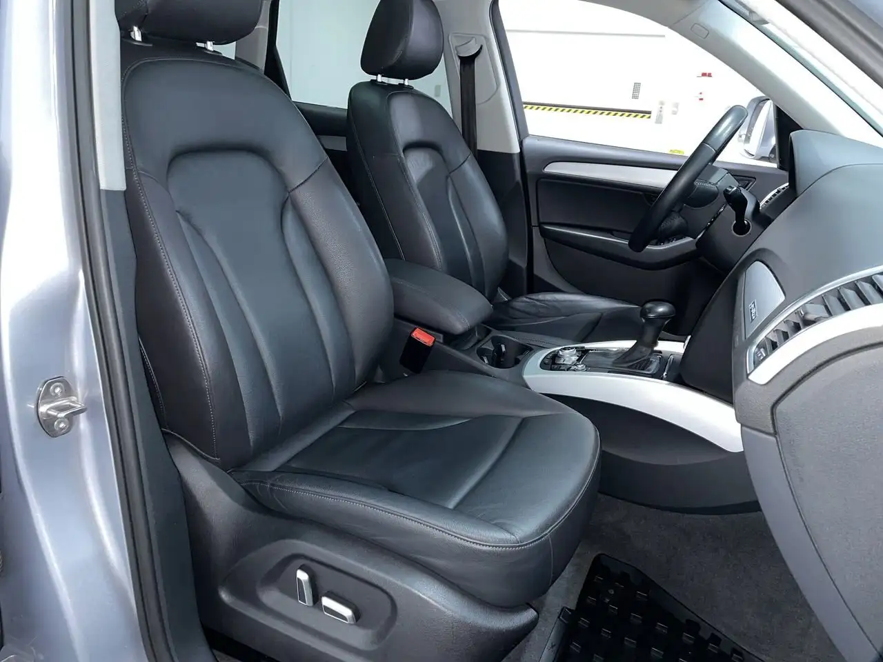 Audi Q5 снимка Audi Q5