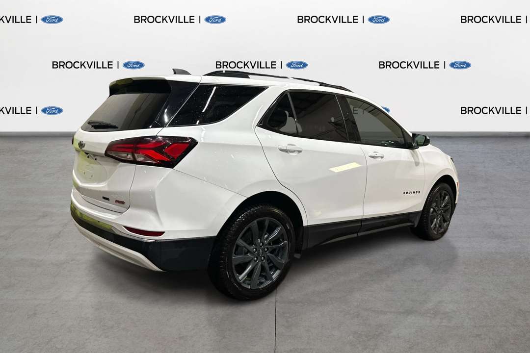 2022 Chevrolet Equinox RS  | Sunroof Heated Seats Power Tailgate — снимка 1