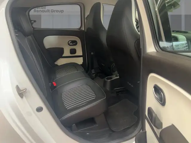 Renault Twingo view 9