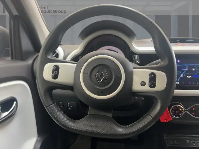 Renault Twingo view 11