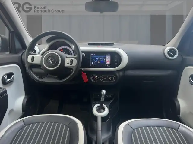 Renault Twingo view 10