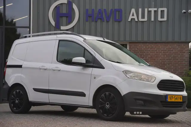 Ford Transit Courier 1.5 TDCI Trend, AIRCO, TREKHAAK, BTW-VRIJ / MARGE