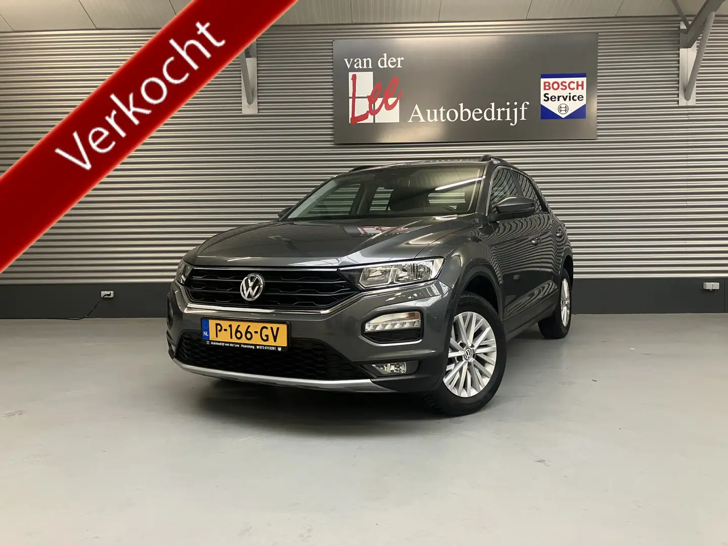 Volkswagen T-Roc 1.0 TSI STYLE/PDC/CAM/TREKH/STOEL STUUR VERW/CLIMA Grijs - 1