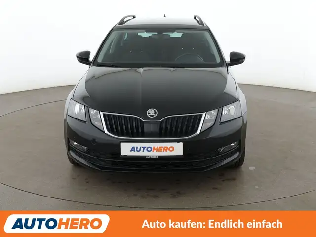 Skoda Octavia view 9