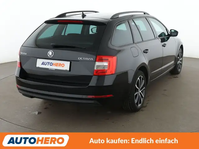 Skoda Octavia view 6