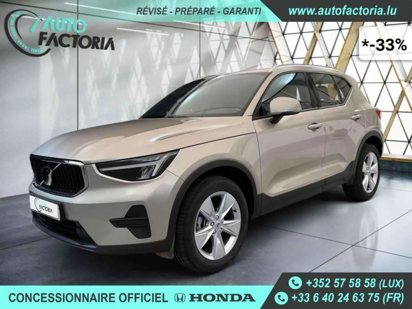 Volvo XC40 -33% T2 129cv BVA +GPS+CAM+LED+HAYON ELEC+Opts Blanc - 1