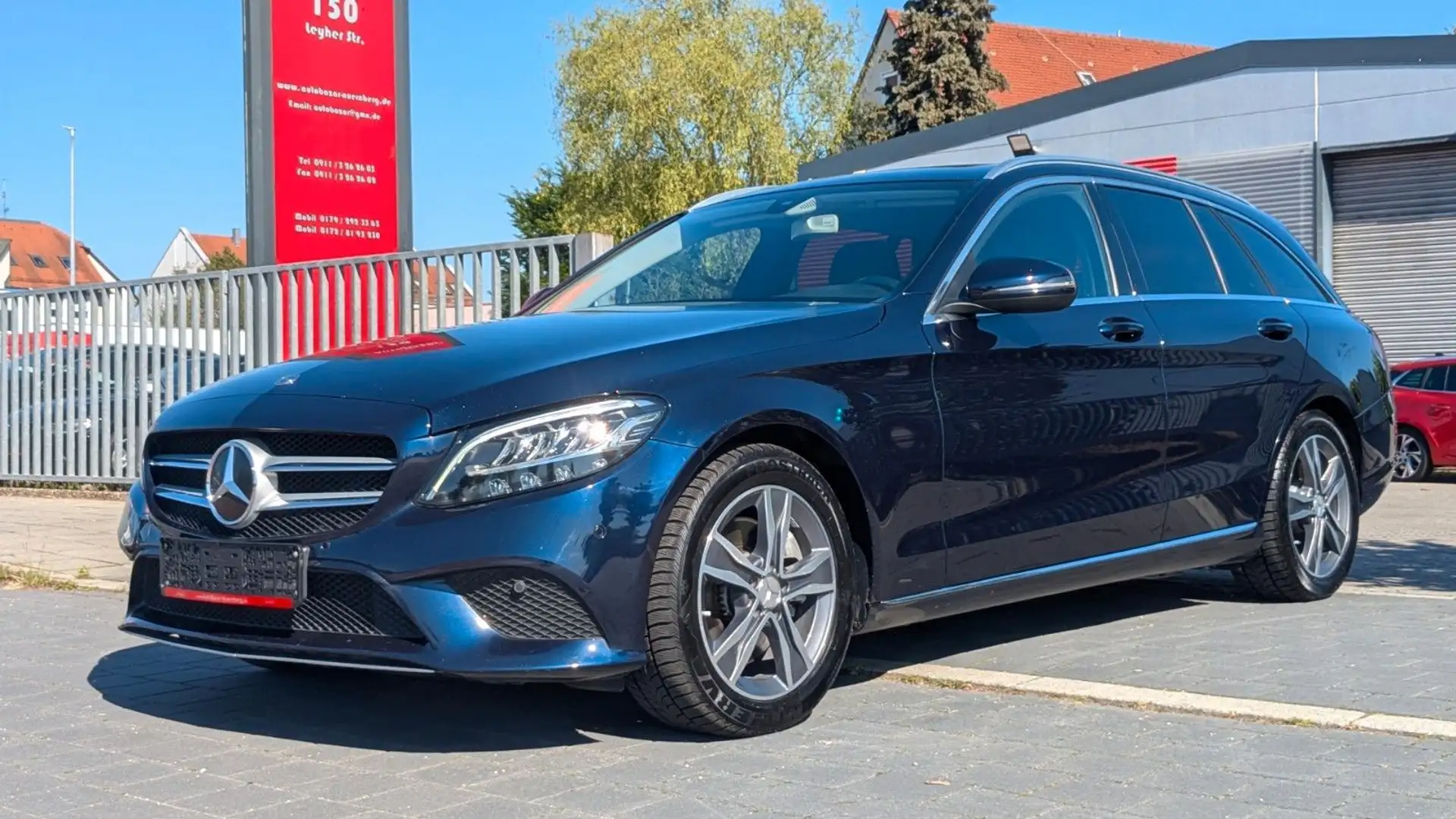 Mercedes-Benz C 300 T Avantgarde Blau - 1