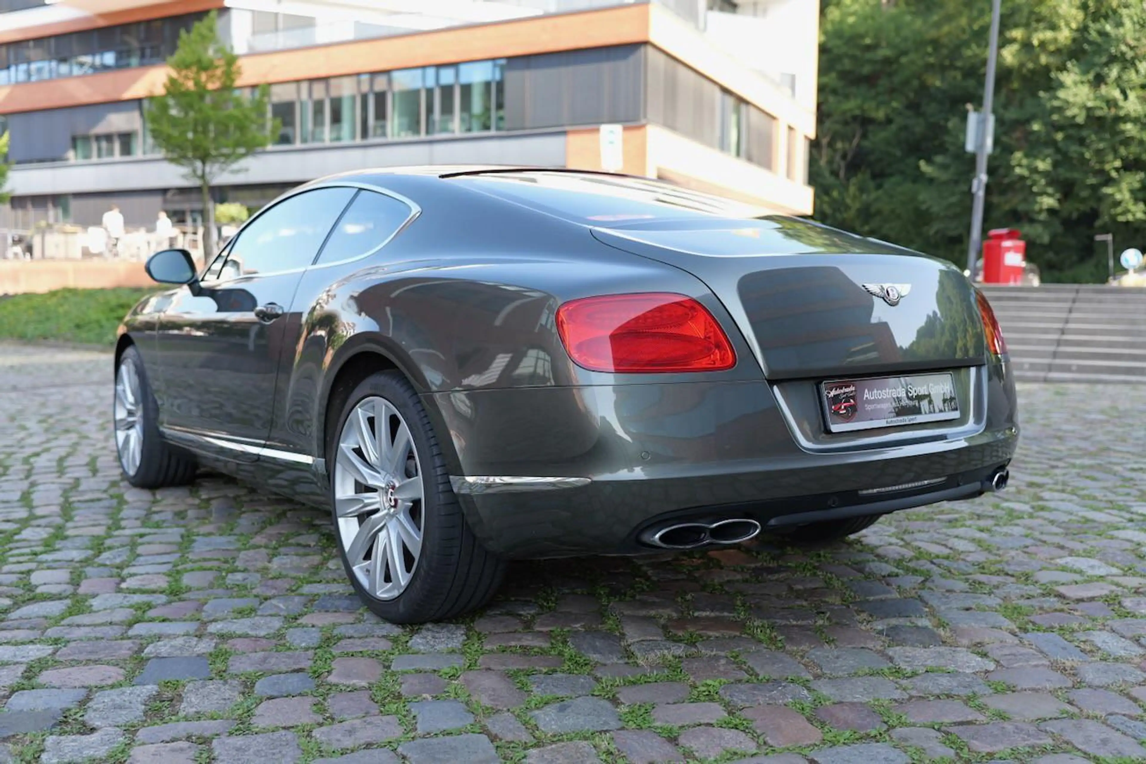 Bentley Continental GT Coupe V8 4WD Full service record from Bentley — photo 6